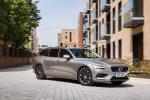 Volvo V60 D4 Momemtum 2018 года